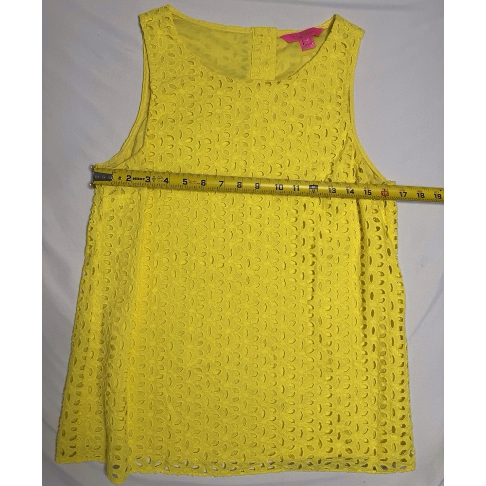 Lilly Pulitzer Iona Tank Top Yellow Juice Petal Eyelet Womens Size Medium - Picture 6 of 6